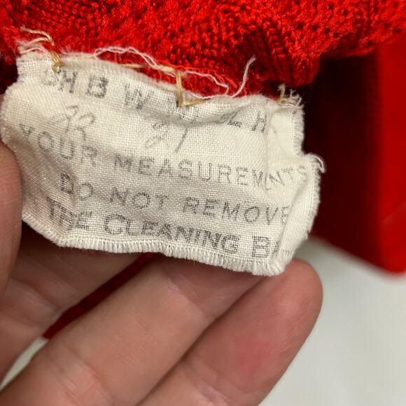 Young Viewpoint Fashion Knit Vintage Red Knit Top With Bow at Bottom - Picture 6 of 8